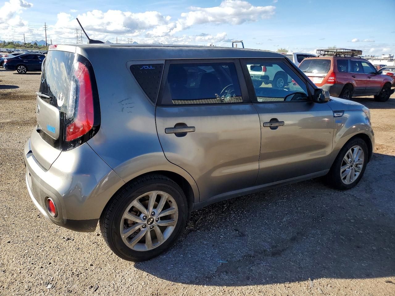2017 KIA Soul +