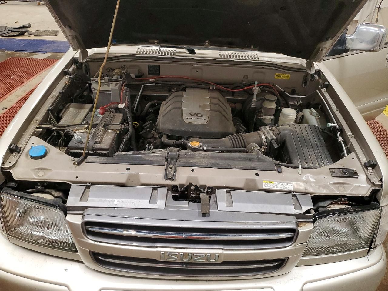 2000 Isuzu Trooper s