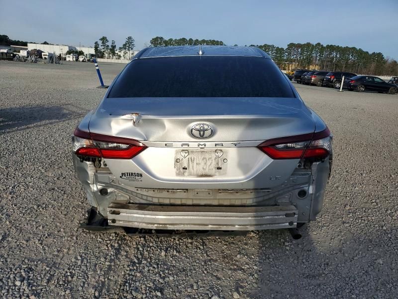 2024 Toyota Camry le