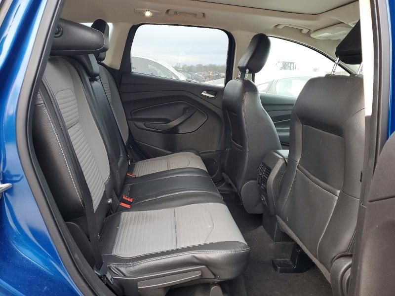 2018 Ford Escape se