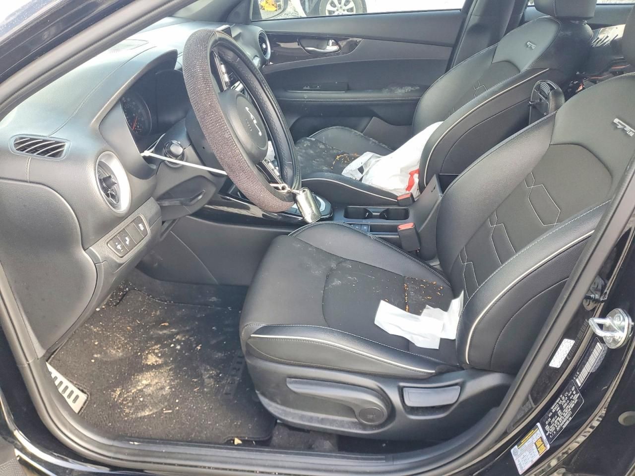 2024 KIA Forte gt Line