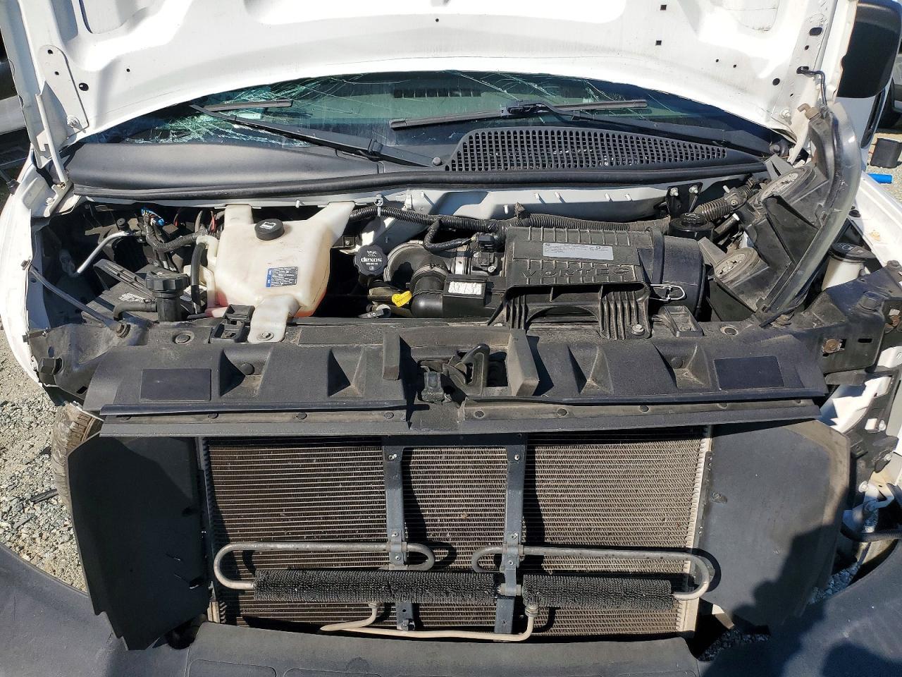 2018 Chev Express Carg