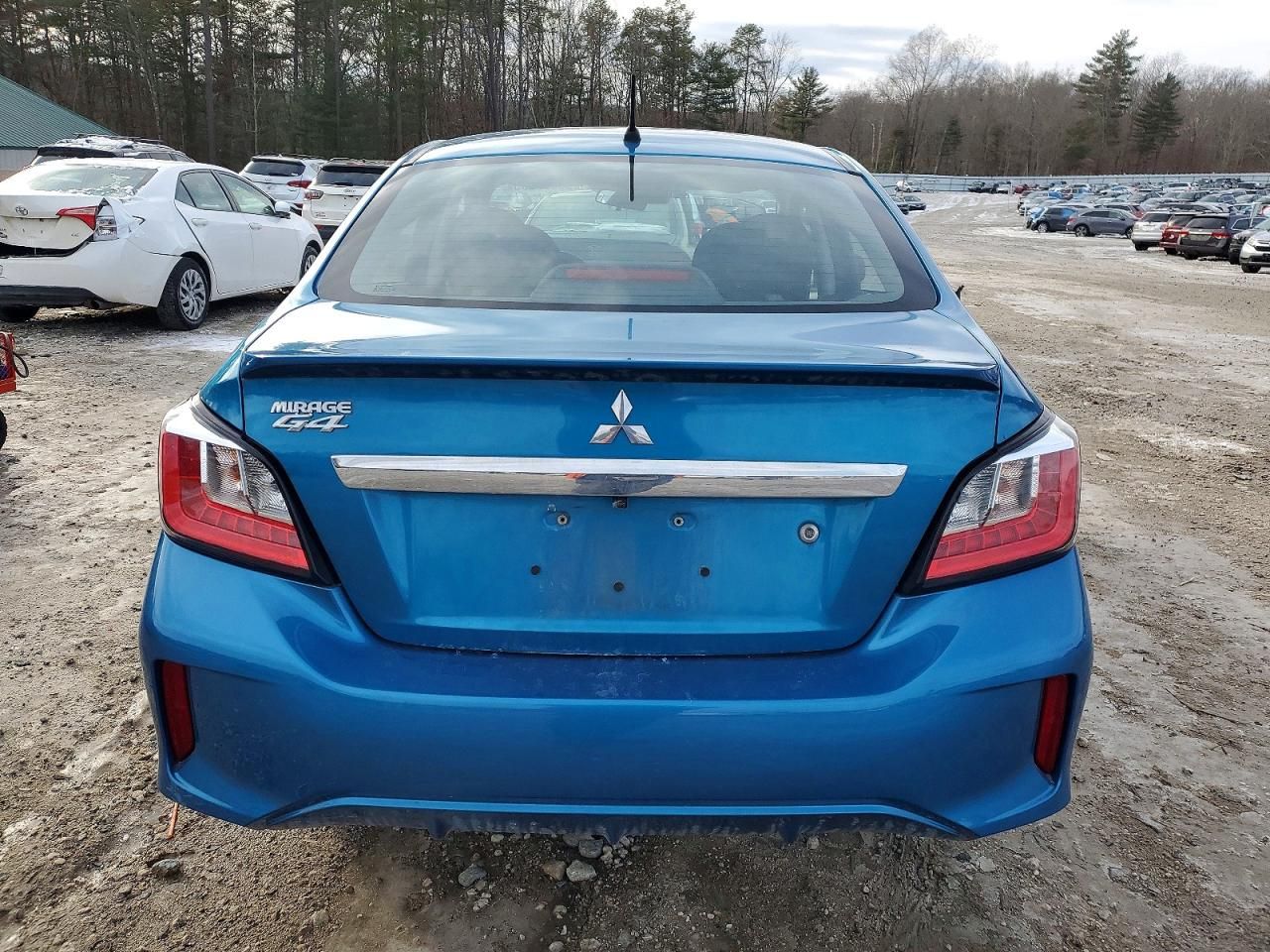 2022 Mitsubishi Mirage G4 es