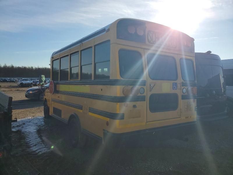 2006 Ford Econoline E450 Super Duty Cutaway van