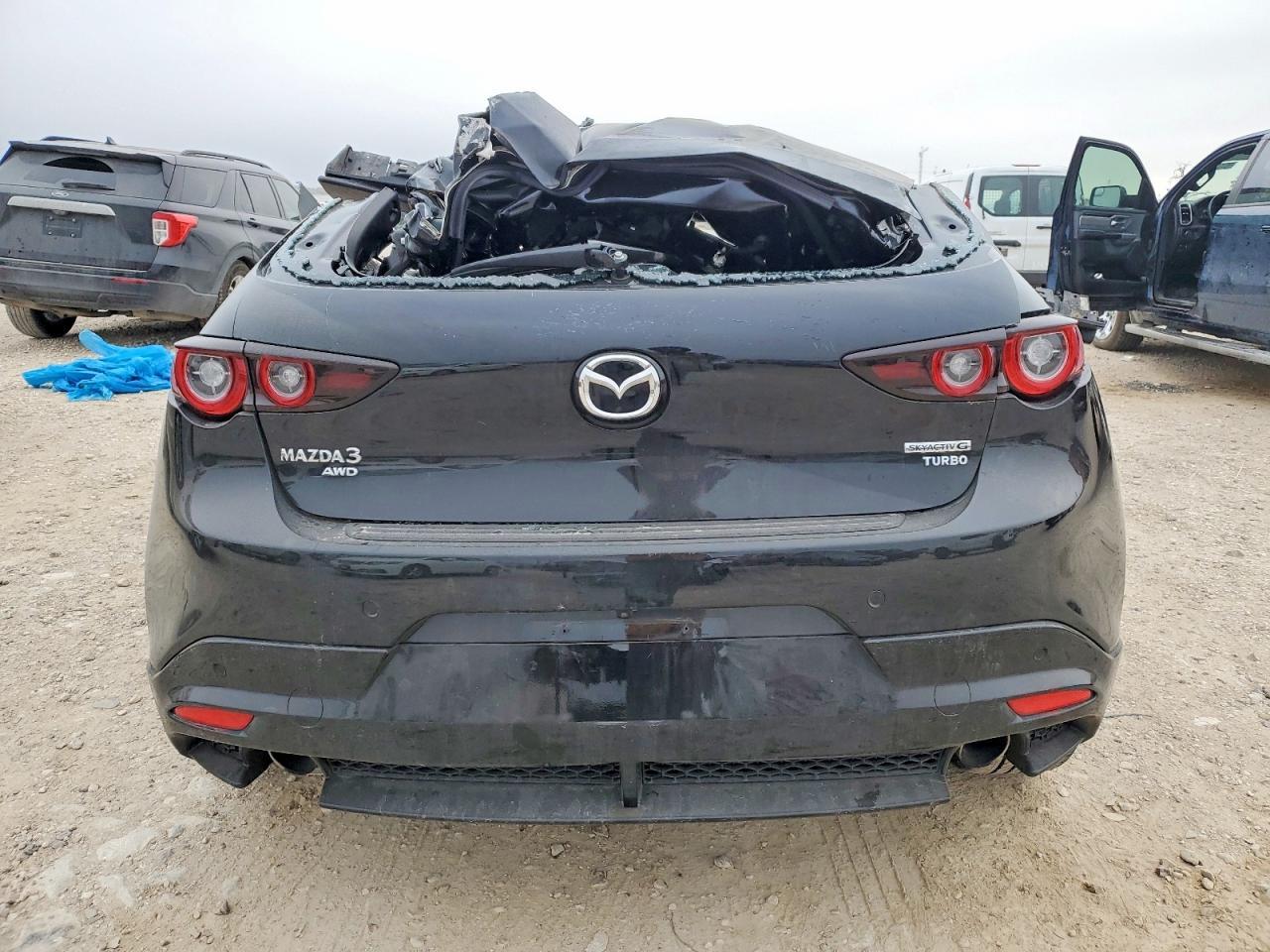 2025 Mazda 3 Premium Plus