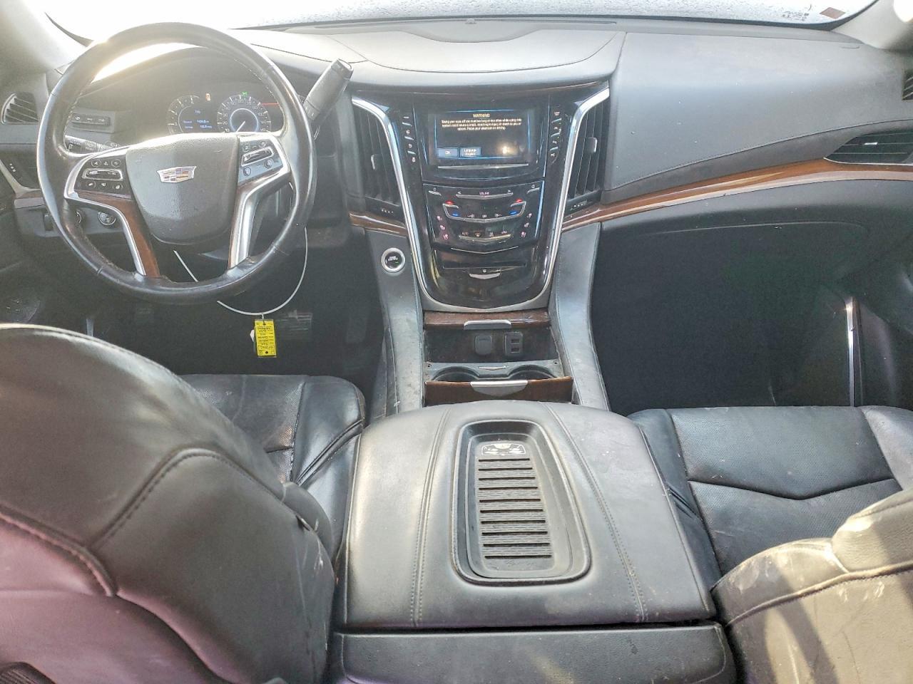 2019 Cadillac Escalade Luxury