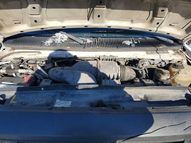 2011 Ford Econoline E250 van