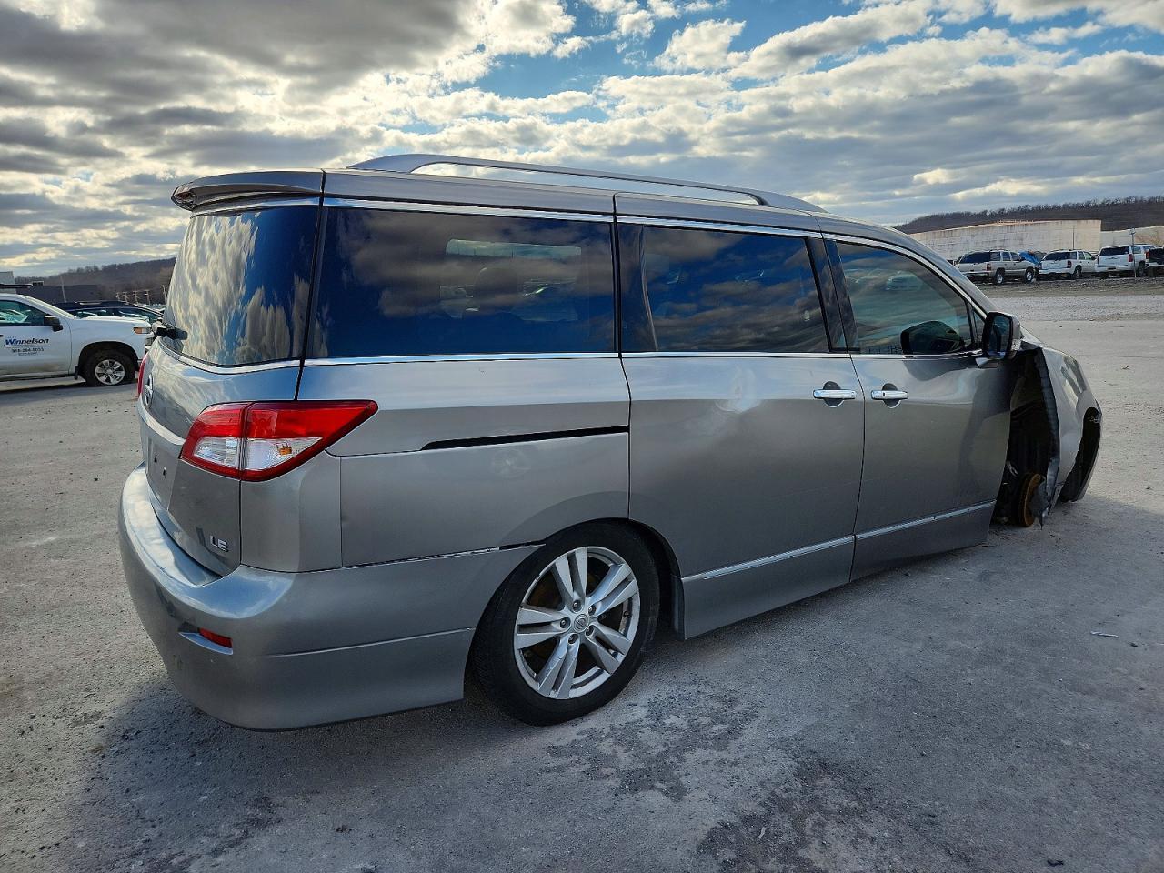 2012 Nissan Quest s
