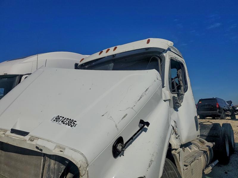 2017 Freightliner Cascadia 125 Semi Truck