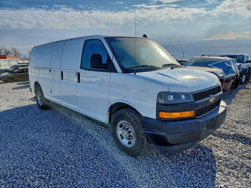 2022 Chevrolet Express G2500