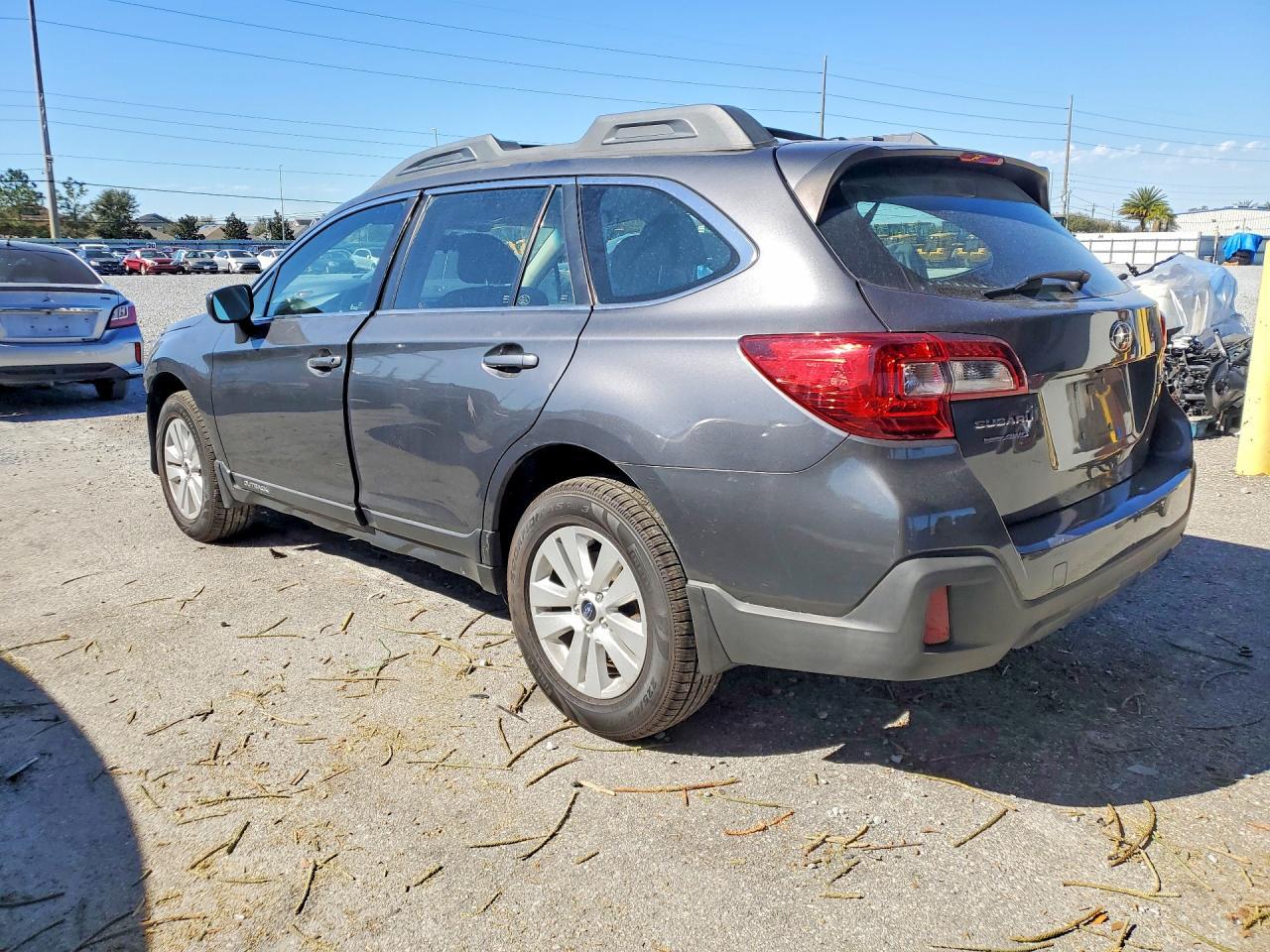 2019 Subaru Outback 2.5i