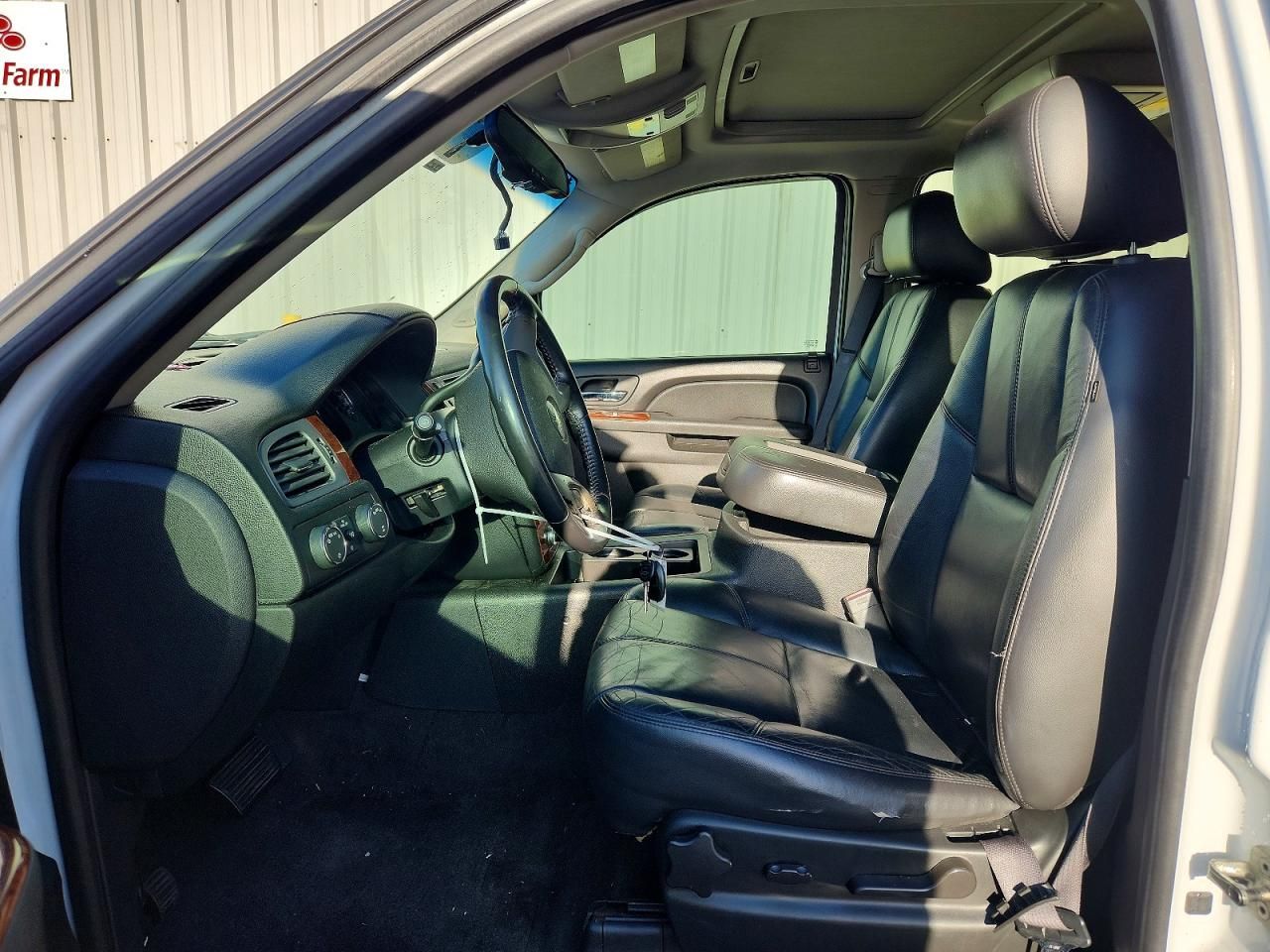 2011 Chevrolet Suburban K1500 lt