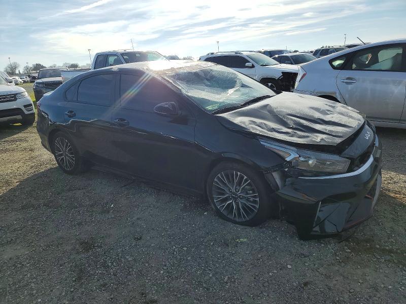 2023 KIA Forte gt Line
