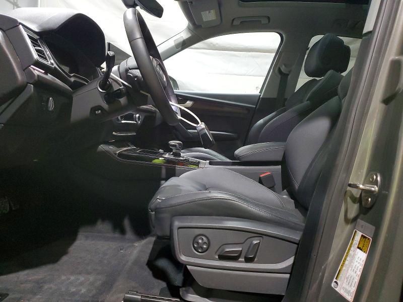 2025 Audi Q5 e Premium Plus 55