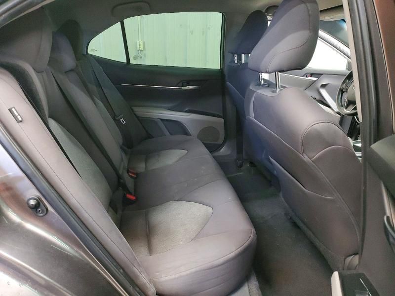 2020 Toyota Camry le