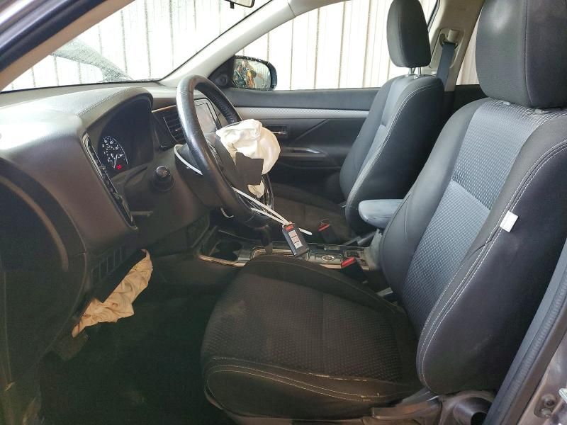 2018 Mitsubishi Outlander se