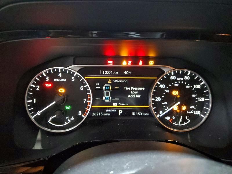 2025 Nissan Pathfinder sv