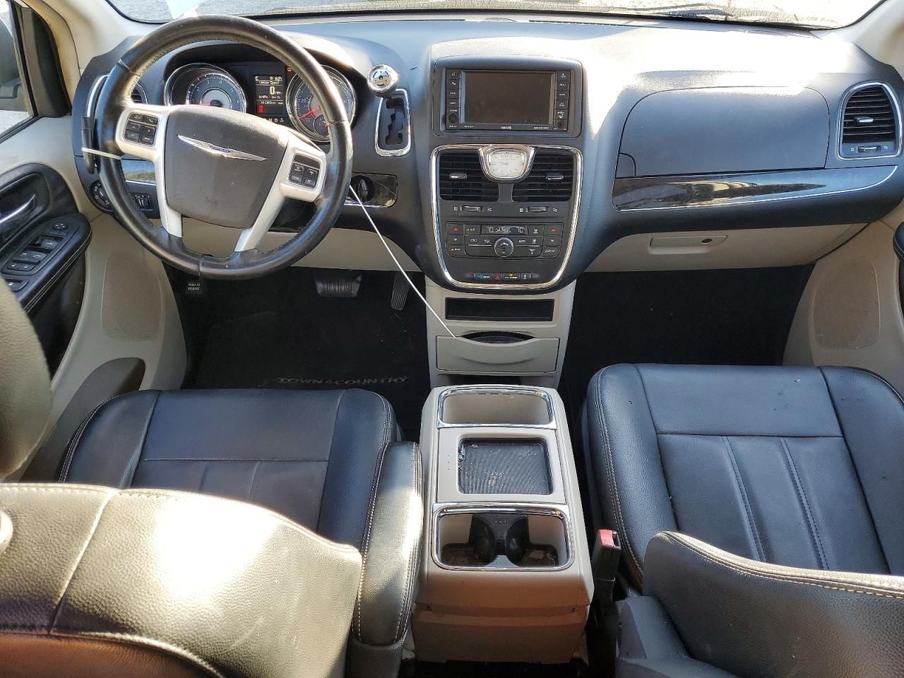 2016 Chrysler Town & Country