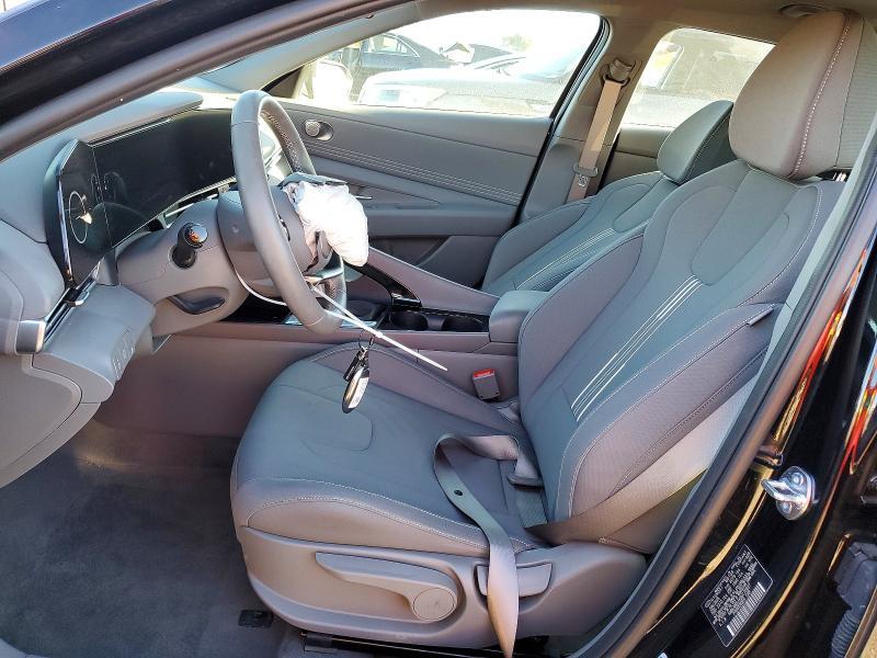 2025 Hyundai Elantra Blue