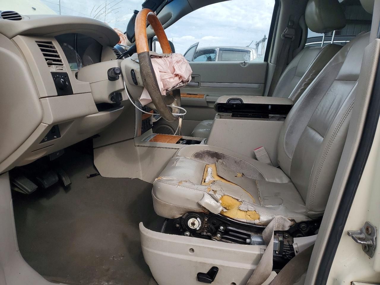 2008 Chrysler Aspen Limited