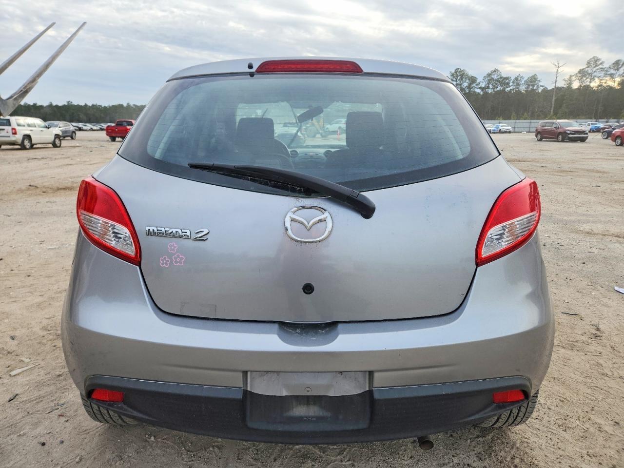 2012 Mazda 2