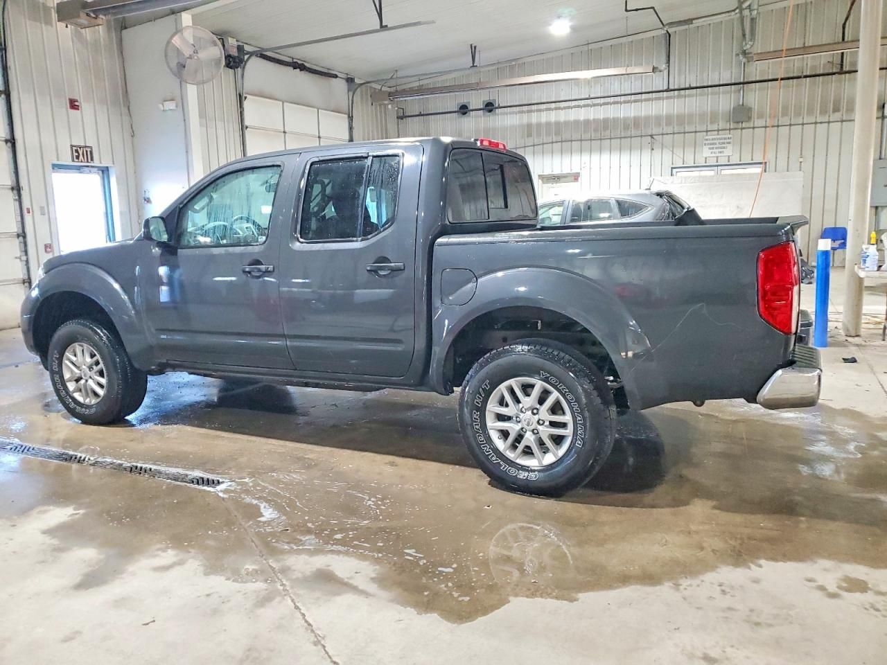 2015 Nissan Frontier s