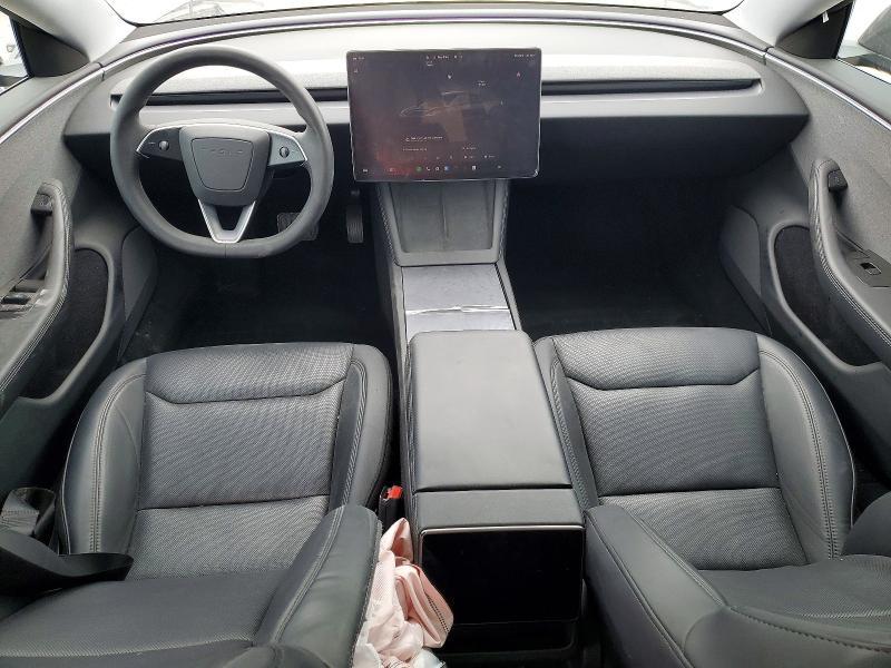 2024 Tesla Model 3 awd W/long r