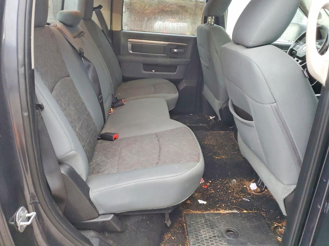 2016 Dodge Ram 1500 slt