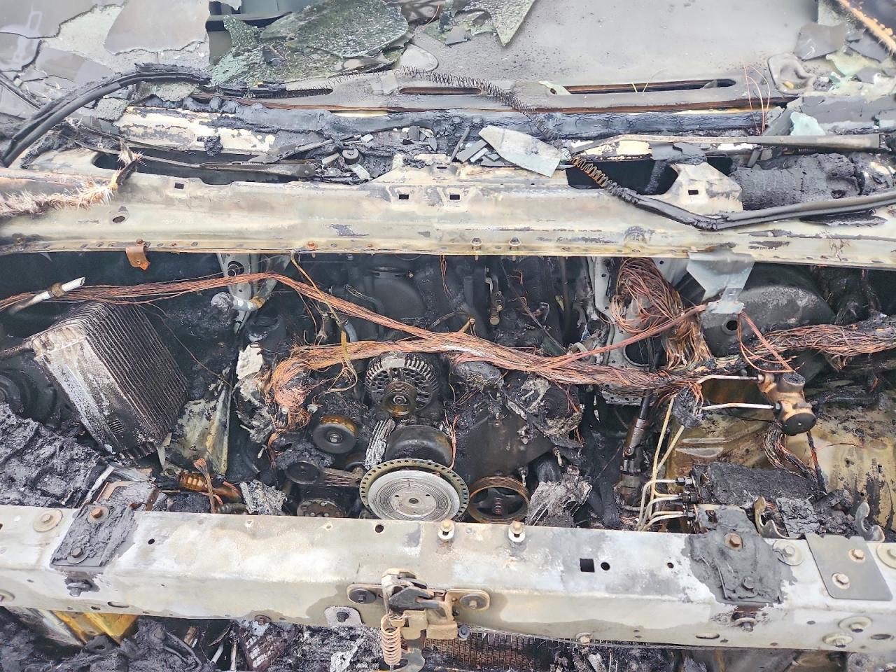 2004 Ford E250 Delivery Van