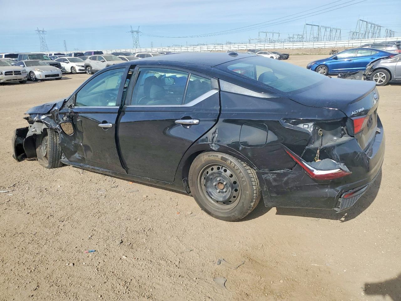 2019 Niss Altima 2.5 s