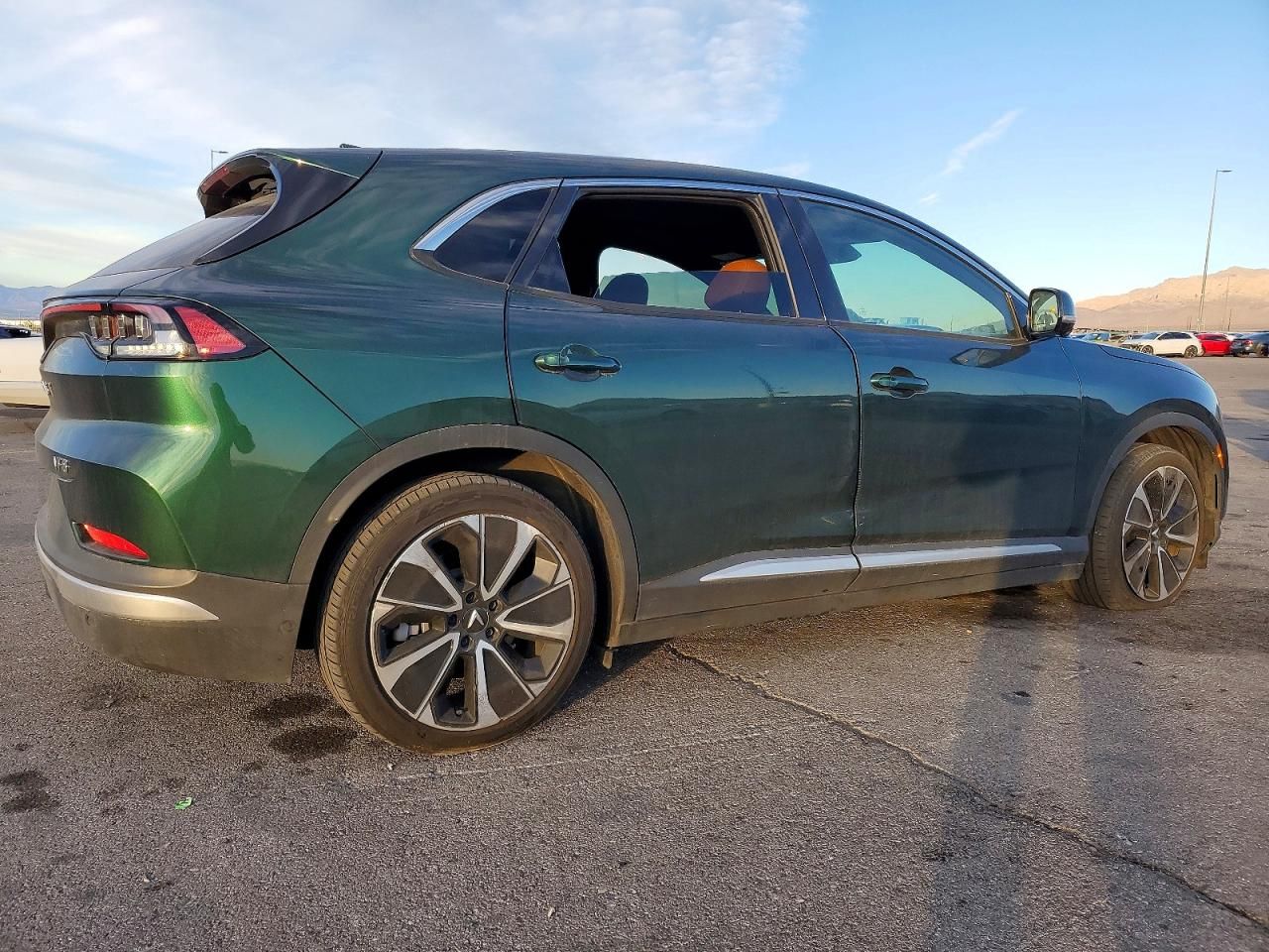 2023 Vinfast Trading And Produ Vf 8 Plus