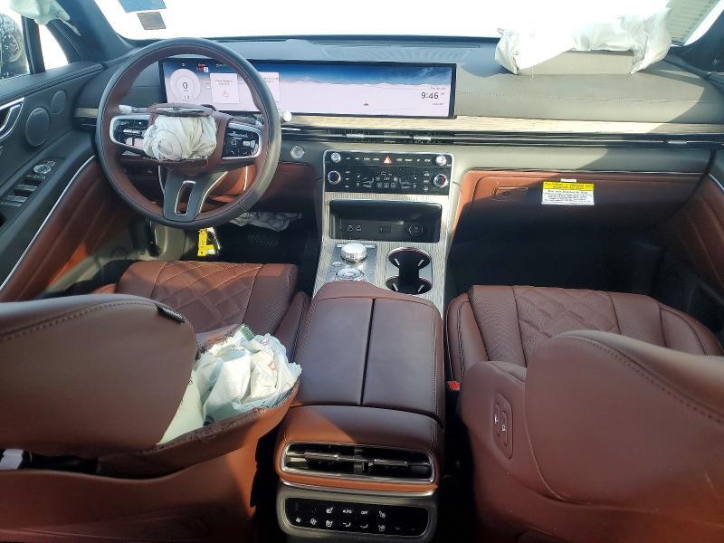 2025 Genesis Gv80