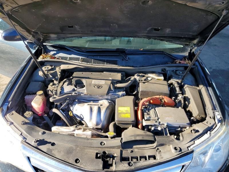 2013 Toyota Camry Hybrid