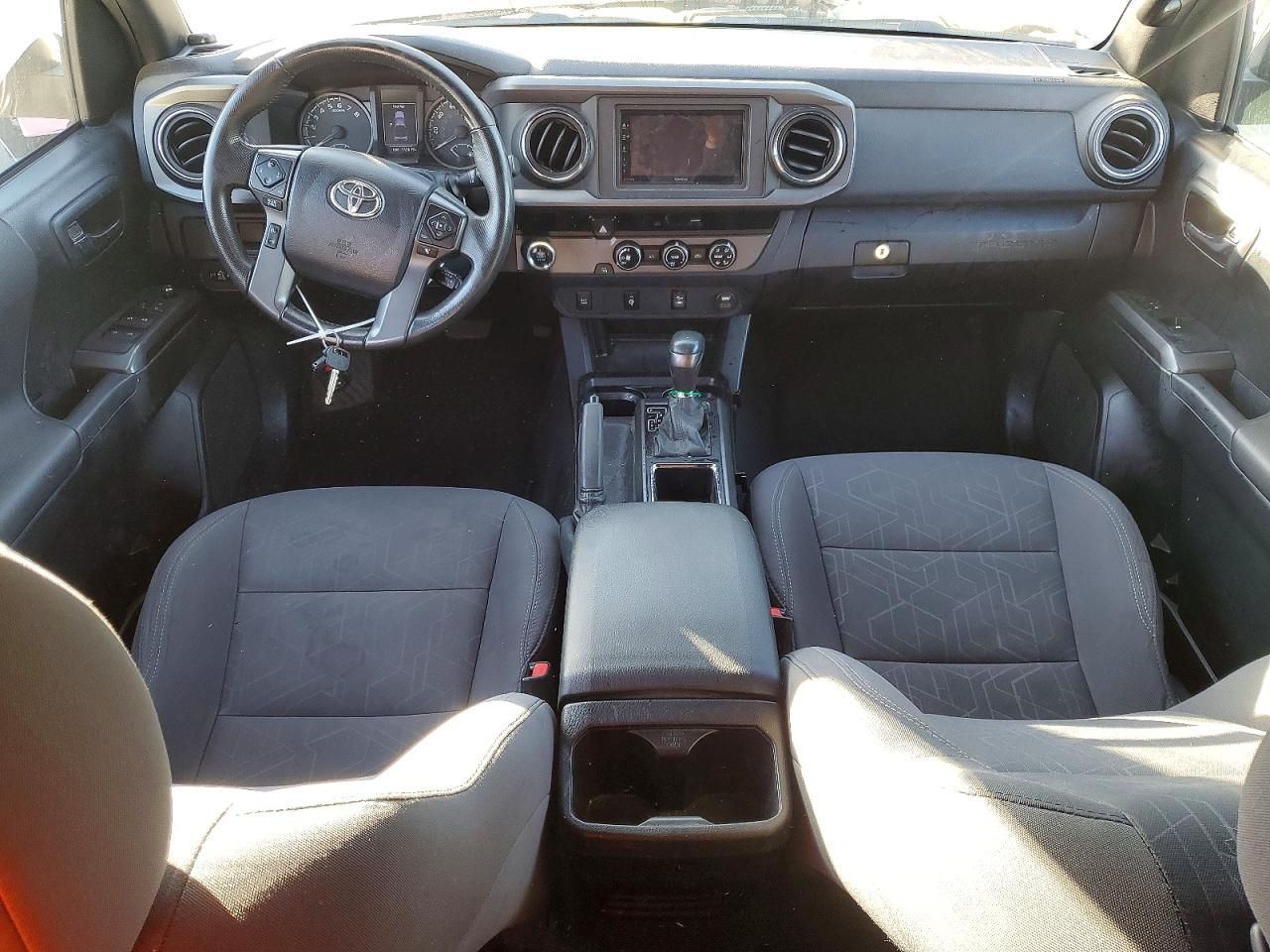 2016 Toyota Tacoma Double cab