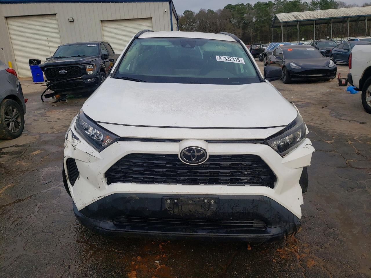 2020 Toyota Rav4 le