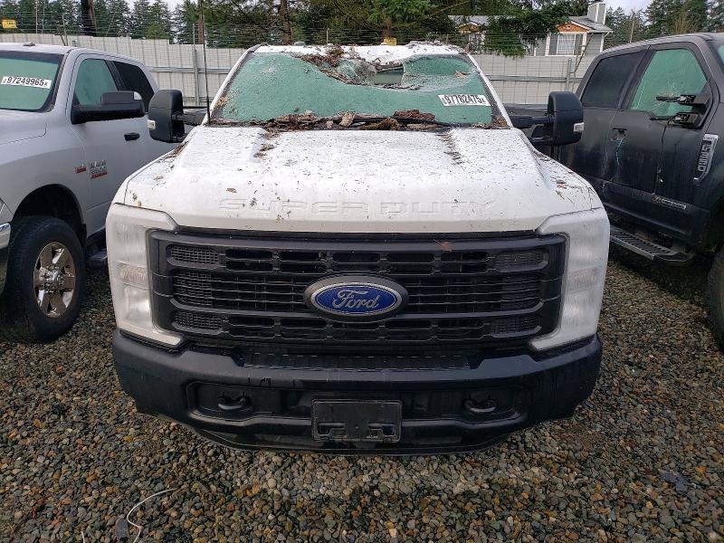 2024 Ford F350 Super Duty Truck cab and Chassis