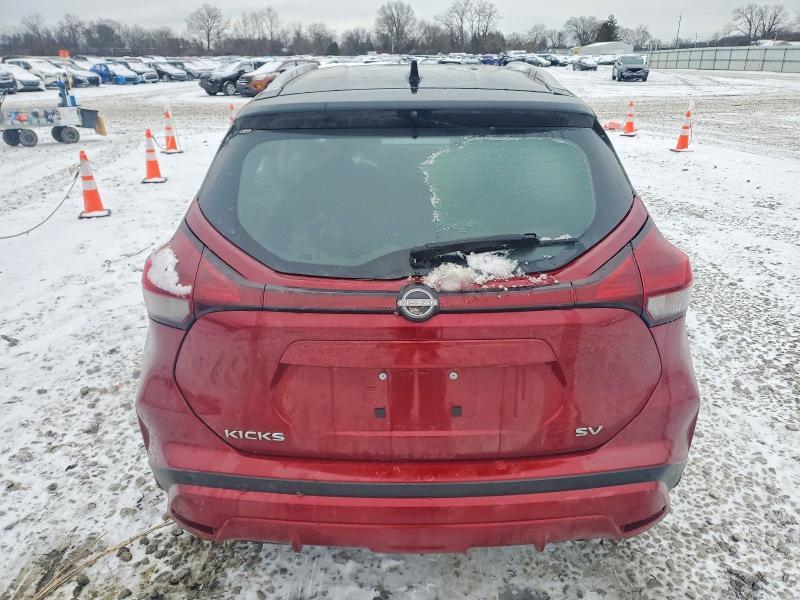 2022 Nissan Kicks sv
