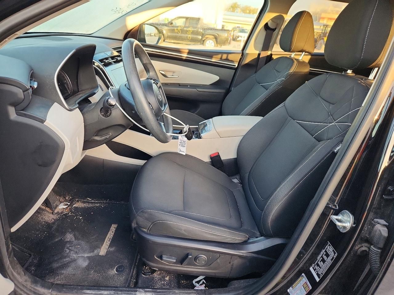 2022 Hyundai Tucson sel