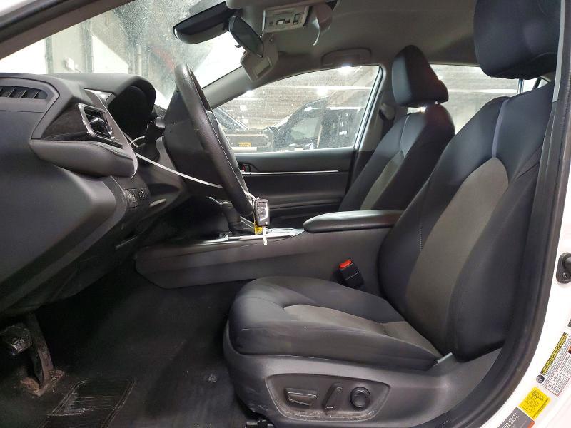 2021 Toyota Camry le