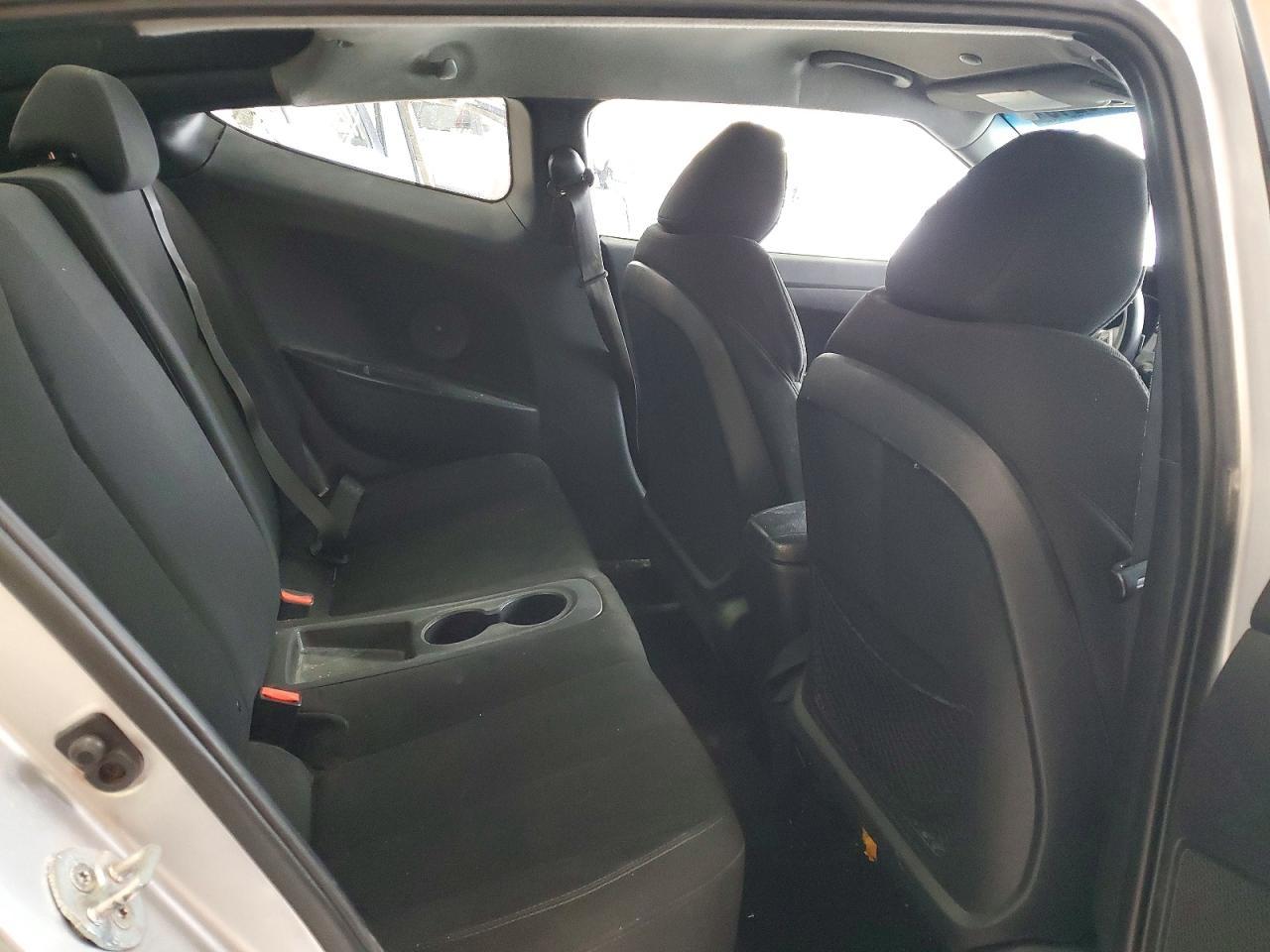 2017 Hyundai Veloster