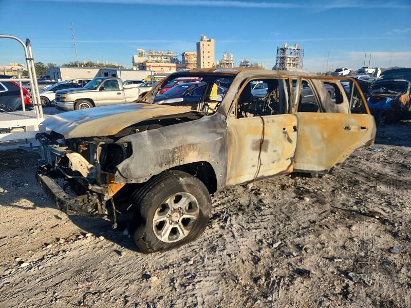 2019 Toyota 4runner SR5