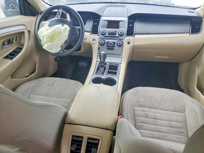 2013 Ford Taurus se
