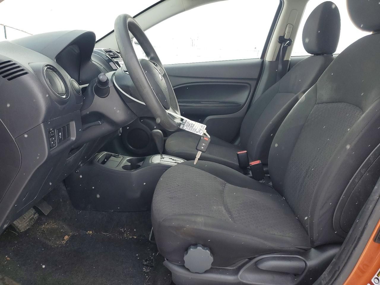 2020 Mitsubishi Mirage es