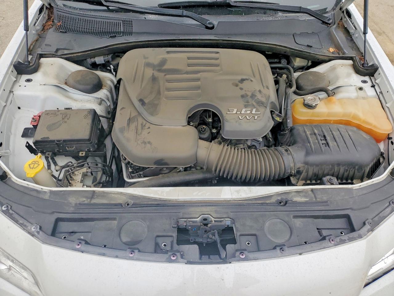 2016 Chrysler 300 Limited