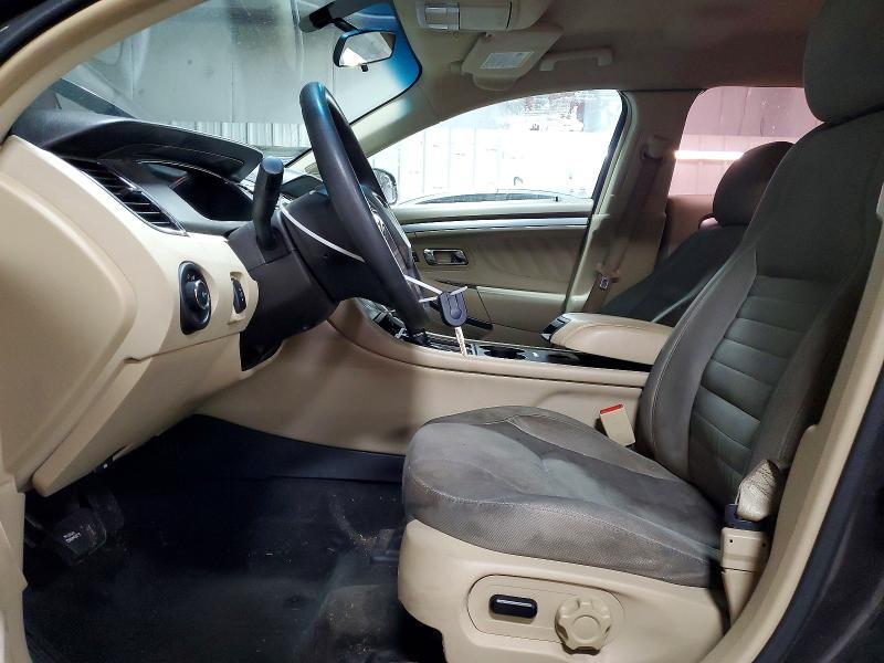 2015 Ford Taurus se