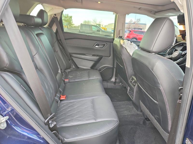 2024 Nissan Rogue Platinum