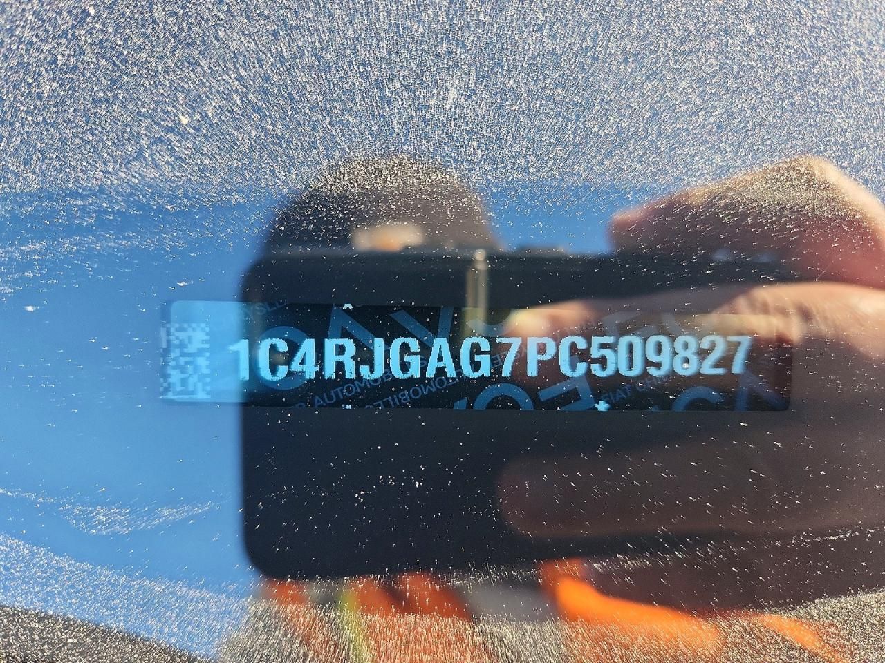 2023 Jeep Grand Cherokee Laredo