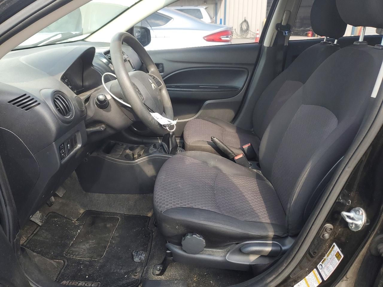 2020 Mitsubishi Mirage es