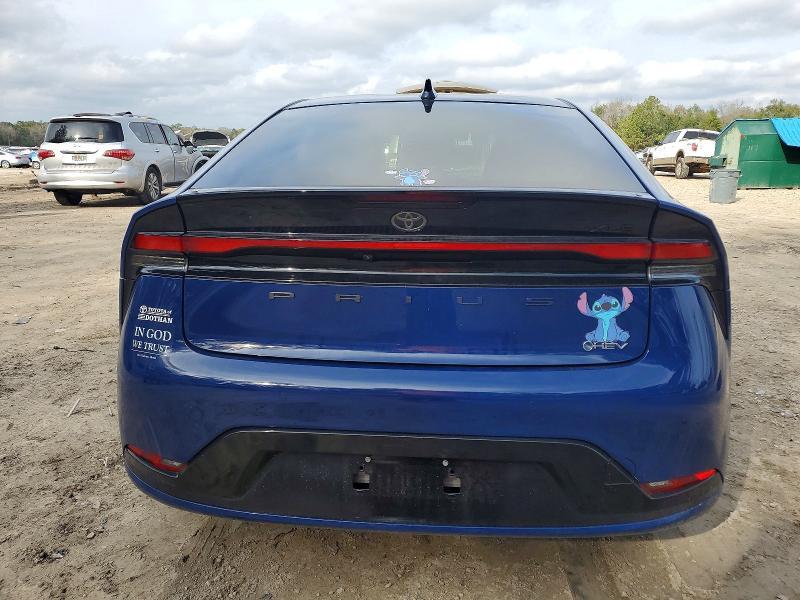 2025 Toyota Prius xle