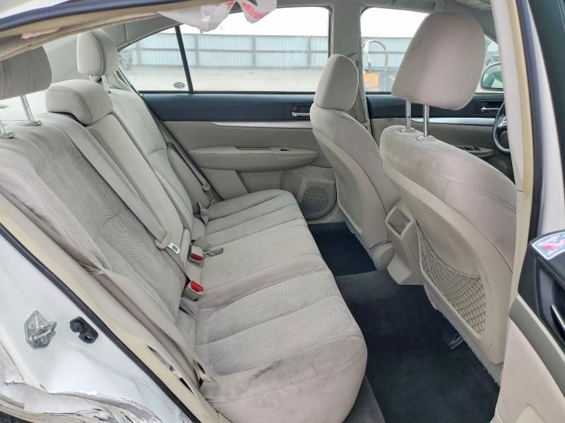 2013 Subaru Legacy 2.5i